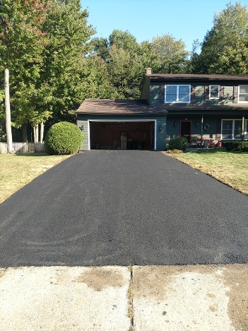 Driveway & Parking Lot Repair